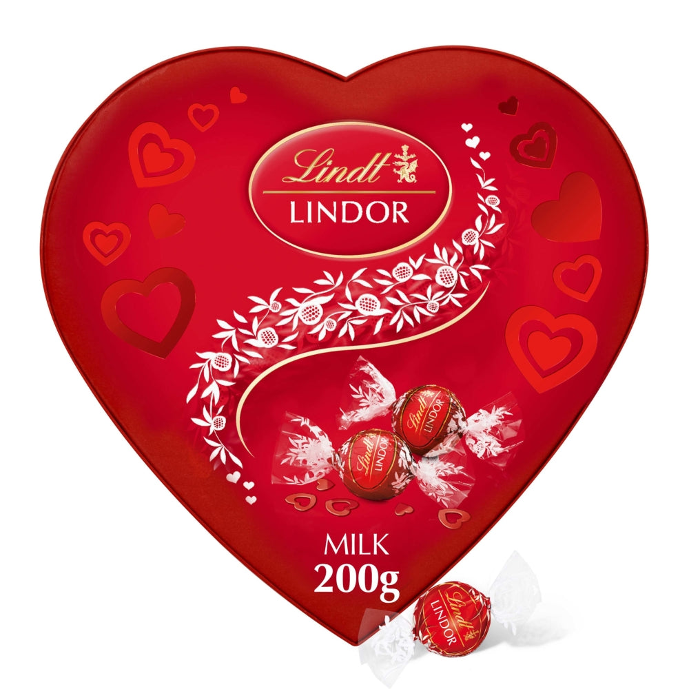 Lindt Lindor Milk Chocolate Heart Gift Box 200g